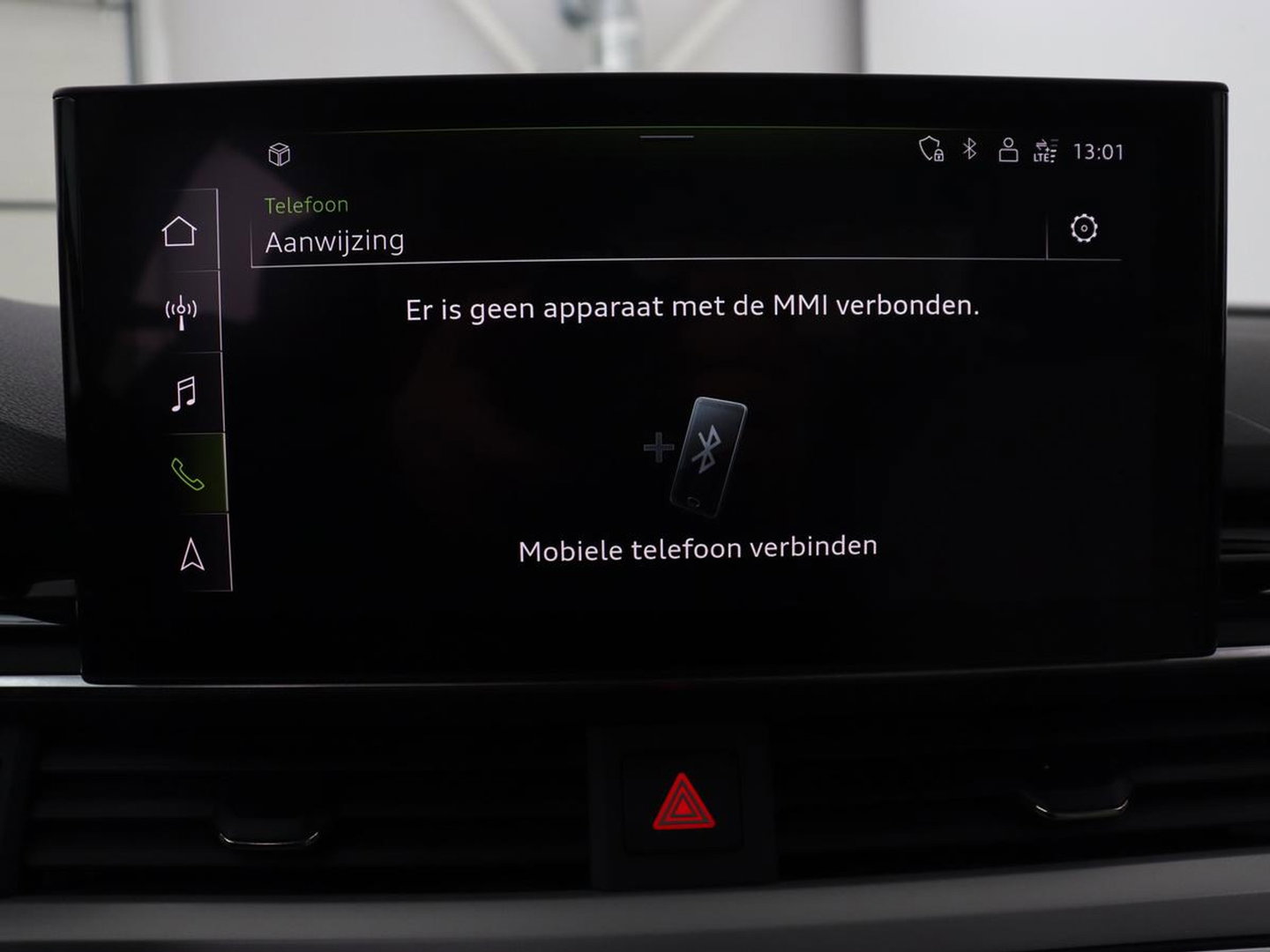 Audi A4 35 TFSI Business Edition | Leder | Stoelverwarming | Carplay | Virtual Cockpit | Navigatie | Full LED | Climate control | Bluetooth | Cruise control | Parkeerhulp