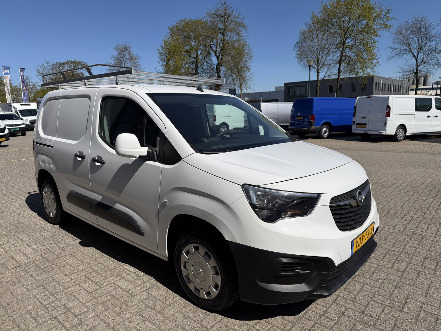 Opel Combo 1.5D L1H1 Edition / vaste prijs rijklaar € 10.950 ex btw / lease vanaf € 185 / euro 6 / bpm vrij / airco / cruise control / schuifdeur / imperial / comfort stoelen !