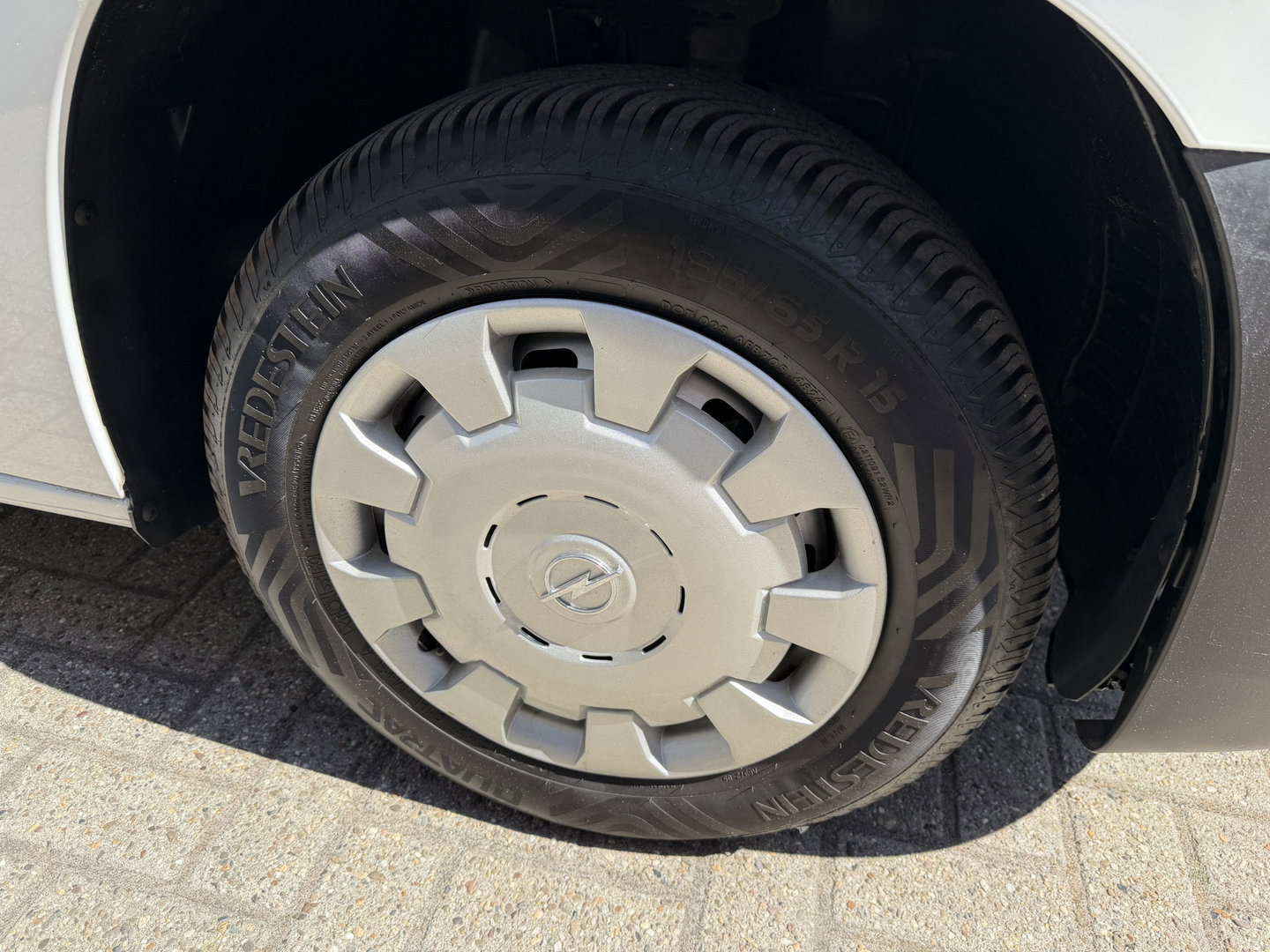 Opel Combo 1.5D L1H1 Edition / vaste prijs rijklaar € 10.950 ex btw / lease vanaf € 185 / euro 6 / bpm vrij / airco / cruise control / schuifdeur / imperial / comfort stoelen !