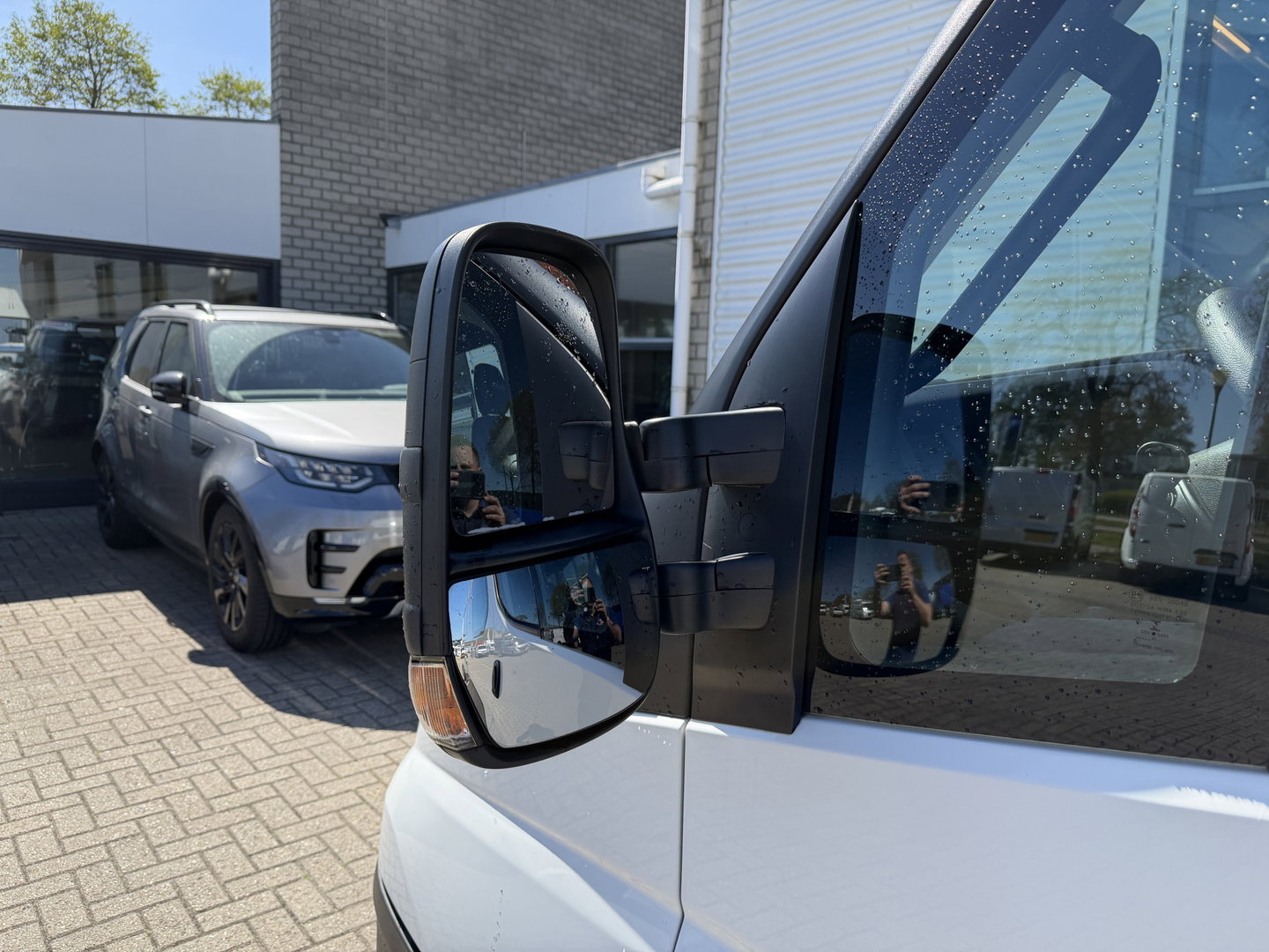 Iveco Daily 35S14V 2.3 automaat 410 L4H2 DC 6 persoons / vaste prijs rijklaar € 29.950 ex btw / ideale motorsport bus / euro 6 / bpm vrij / cruise en climate control / trekhaak 3500 kg !