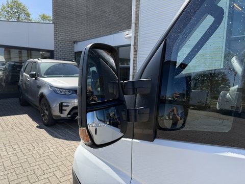 Iveco Daily 35S14V 2.3 automaat 410 L4H2 DC 6 persoons / vaste prijs rijklaar € 29.950 ex btw / ideale motorsport bus / euro 6 / bpm vrij / cruise en climate control / trekhaak 3500 kg !