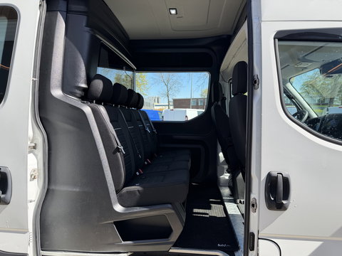 Iveco Daily 35S14V 2.3 automaat 410 L4H2 DC 6 persoons / vaste prijs rijklaar € 29.950 ex btw / ideale motorsport bus / euro 6 / bpm vrij / cruise en climate control / trekhaak 3500 kg !