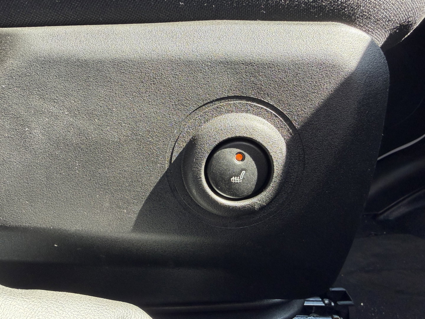 Iveco Daily 35S14V 2.3 automaat 410 L4H2 DC 6 persoons / vaste prijs rijklaar € 29.950 ex btw / ideale motorsport bus / euro 6 / bpm vrij / cruise en climate control / trekhaak 3500 kg !