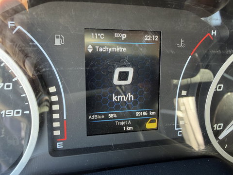 Iveco Daily 35S14V 2.3 automaat 410 L4H2 DC 6 persoons / vaste prijs rijklaar € 29.950 ex btw / ideale motorsport bus / euro 6 / bpm vrij / cruise en climate control / trekhaak 3500 kg !