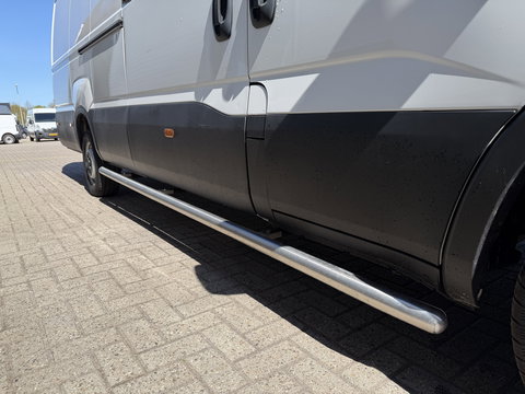 Iveco Daily 35S14V 2.3 automaat 410 L4H2 DC 6 persoons / vaste prijs rijklaar € 29.950 ex btw / ideale motorsport bus / euro 6 / bpm vrij / cruise en climate control / trekhaak 3500 kg !