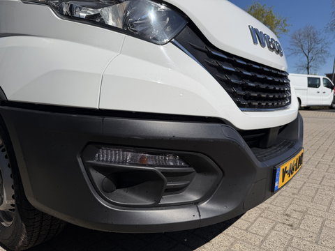 Iveco Daily 35S14V 2.3 automaat 410 L4H2 DC 6 persoons / vaste prijs rijklaar € 29.950 ex btw / ideale motorsport bus / euro 6 / bpm vrij / cruise en climate control / trekhaak 3500 kg !
