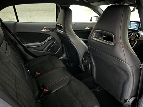 Mercedes-Benz GLA AMG Pano Carplay Navi Cruise Camera