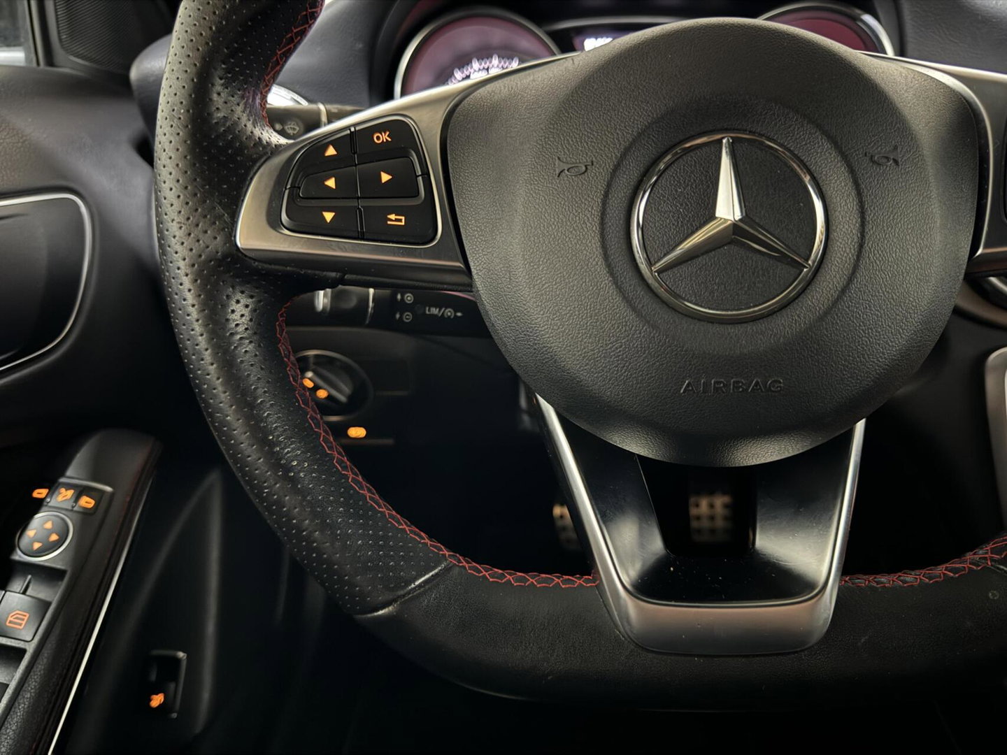 Mercedes-Benz GLA AMG Pano Carplay Navi Cruise Camera