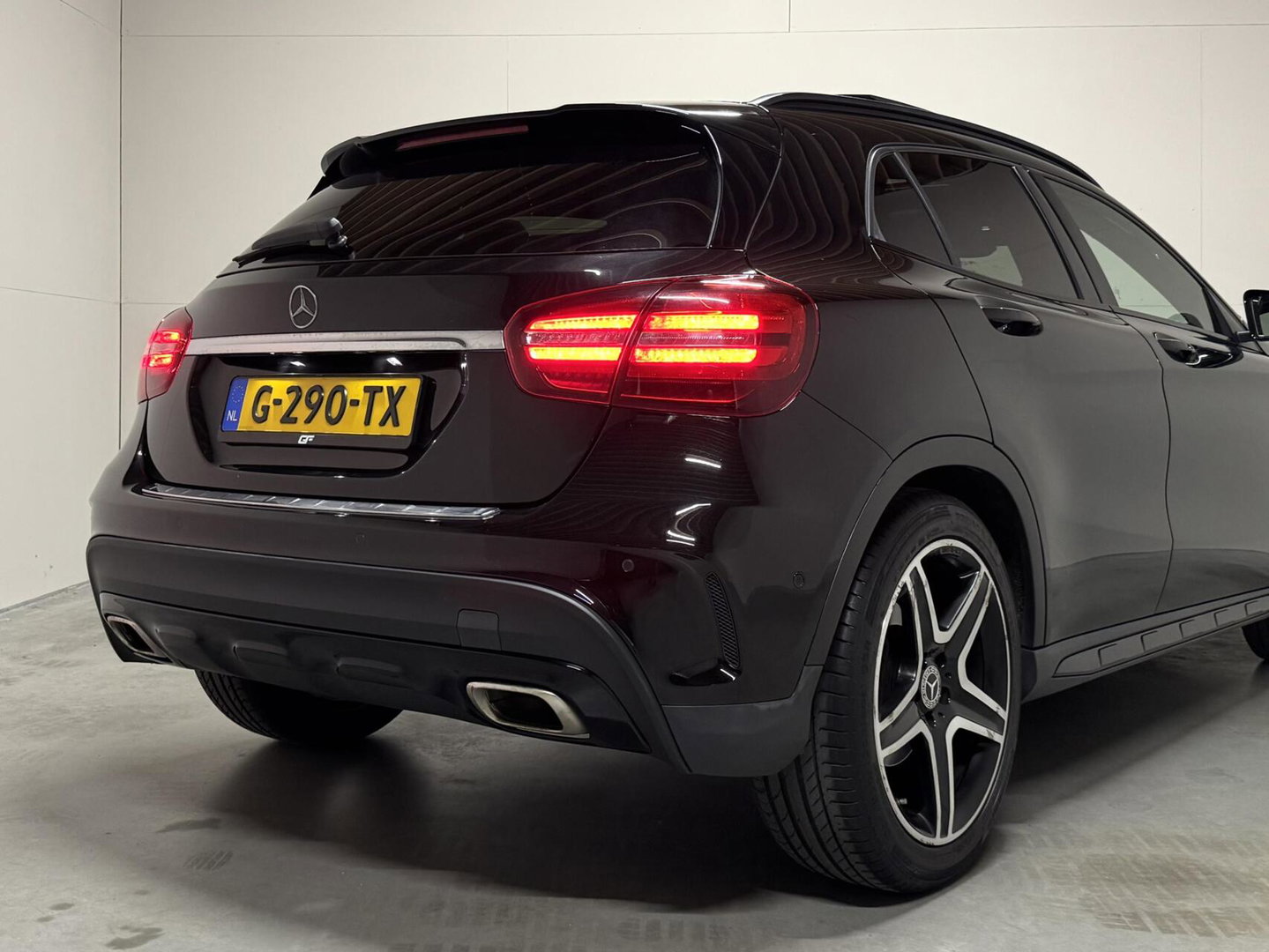 Mercedes-Benz GLA AMG Pano Carplay Navi Cruise Camera