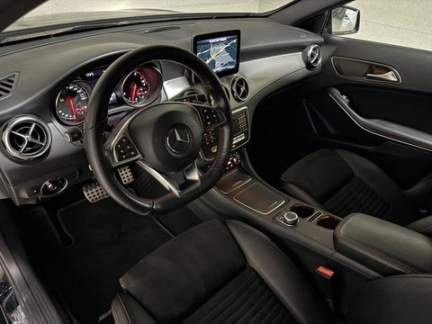 Mercedes-Benz GLA AMG Pano Carplay Navi Cruise Camera