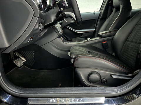 Mercedes-Benz GLA AMG Pano Carplay Navi Cruise Camera