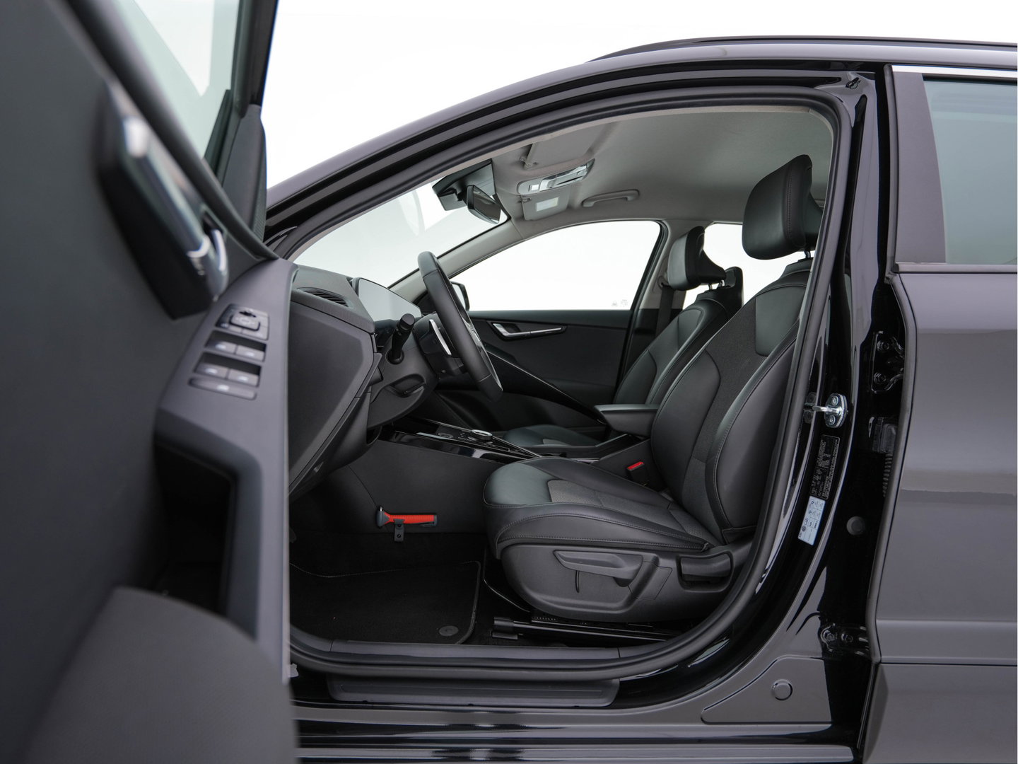 Kia Niro EV DynamicLine 64.8 kWh [ 3-Fase ] {SOH-100%} (INCL.BTW) *LEATHER-FABRIC | ADAPTIVE-CRUISE | DIGI-COCKPIT | KEYLESS | CAMERA | DAB | COMFORT-SEATS | SHIFT-PADDLES | ECC | PDC | 17''ALU*