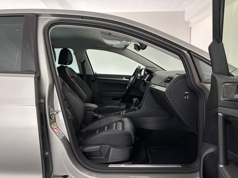 Volkswagen e-Golf E-DITION (INCL-BTW) *HEATPUMP | LEATHER | ADAPTIVE-CRUISE | FULL-LED | DYNAUDIO | DIGI-COCKPIT | NAVI-FULLMAP | CAMERA | KEYLESS | AMBIENT-LIGHT | DAB | ECC | CCS-FASTLOADER | PDC | 17''ALU*