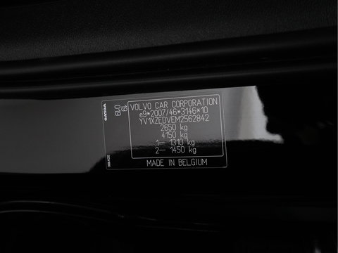 Volvo XC40 Recharge P8 AWD R-Design [ 3-Fase ] (INCL.BTW) Aut. *PANO | LEATHER-ALCANTARA | ADAPTIVE-CRUISE | DIGI-COCKPIT | FULL-LED | CAMERA | NAVI-FULLMAP | ECC | PDC | KEYLESS | HEATED-SPORTSEATS | TOWBAR | 19''ALU*