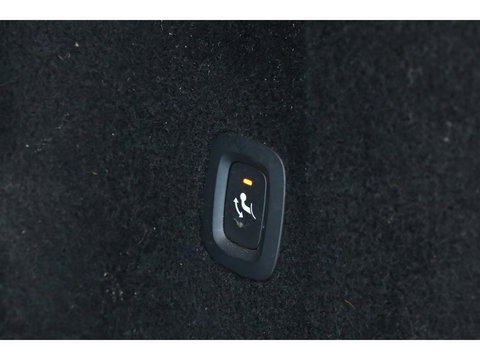 Volvo XC60 2.0 T8 AWD R-Design | polestar engineered | Trekhaak | 21 inch | Head-up | 360 camera | H&K Audio | Sportstoelen |