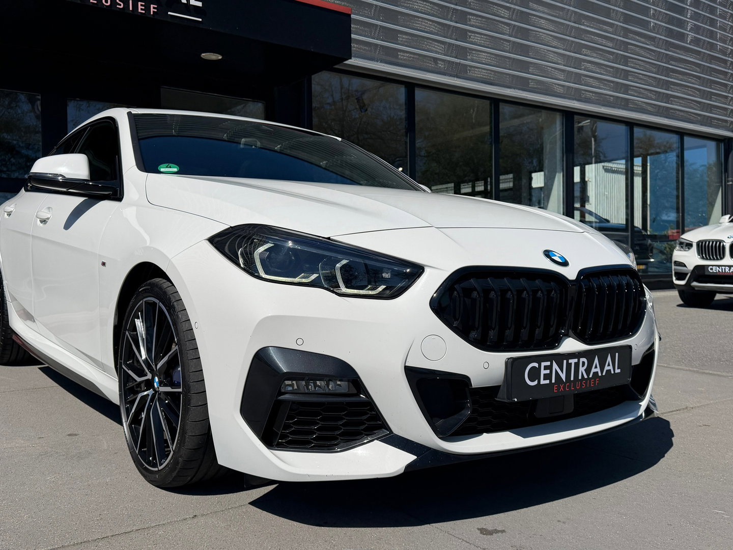 BMW 2 Serie Gran Coupé 218i High Exe M-Sport|Pano|Harman&Kardon|M-Stoelen|Keyless|Carplay|Camera