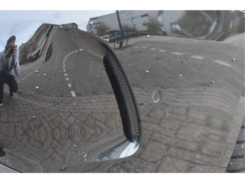 Mercedes-Benz C-Klasse 300 e AMG Line 313 pk | NL-Auto | 8x velgen + banden | Trekhaak | Open dak | Virtual cockpit | Camera | Carplay | Sfeerverlichting | Full LED | LM-Velgen | NAP