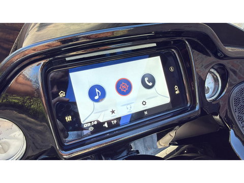 Harley Davidson 114 FLTRX Road Glide CVO Black Out 