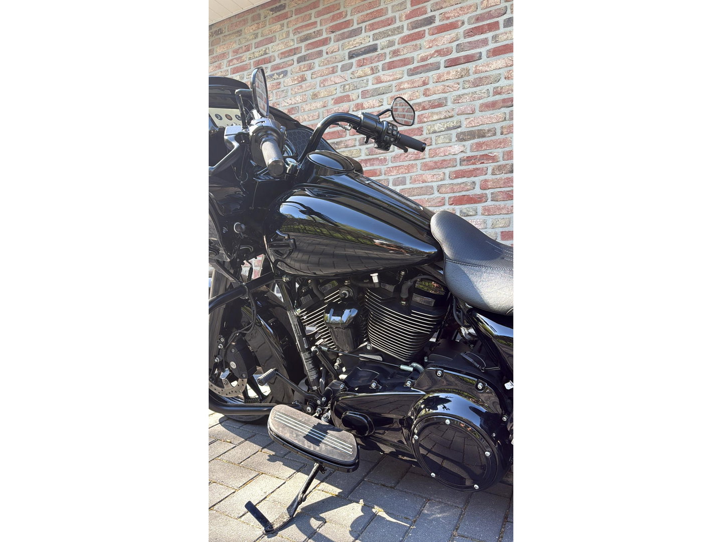Harley Davidson 114 FLTRX Road Glide CVO Black Out 