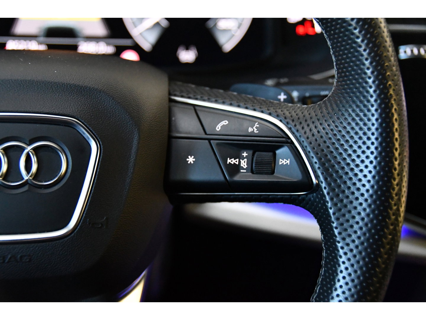 Audi Q8 55 TFSI e quattro Pro Line 360CAM*Keyless*B&O