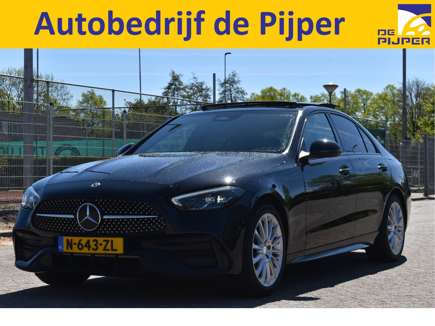 Mercedes-Benz C-Klasse 300 e AMG Line 313 pk | NL-Auto | 8x velgen + banden | Trekhaak | Open dak | Virtual cockpit | Camera | Carplay | Sfeerverlichting | Full LED | LM-Velgen | NAP