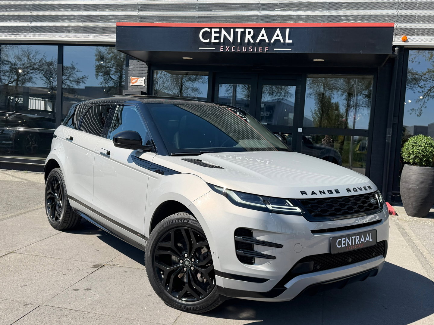 Land Rover Range Rover Evoque 1.5 P300e AWD R-Dynamic HSE Pano|ACC|Memory|Meridian|Carplay|310PK|Camera