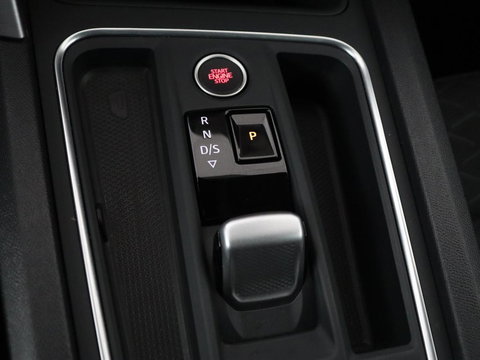 SEAT Leon 1.4 TSI eHybrid PHEV FR | SOH 97,5% | Stoelverwarming | Adaptive cruise | Sfeerverlichting | Navigatie | Parkeerhulp | Full LED | Stuurverwarming | Bluetooth | Plug In