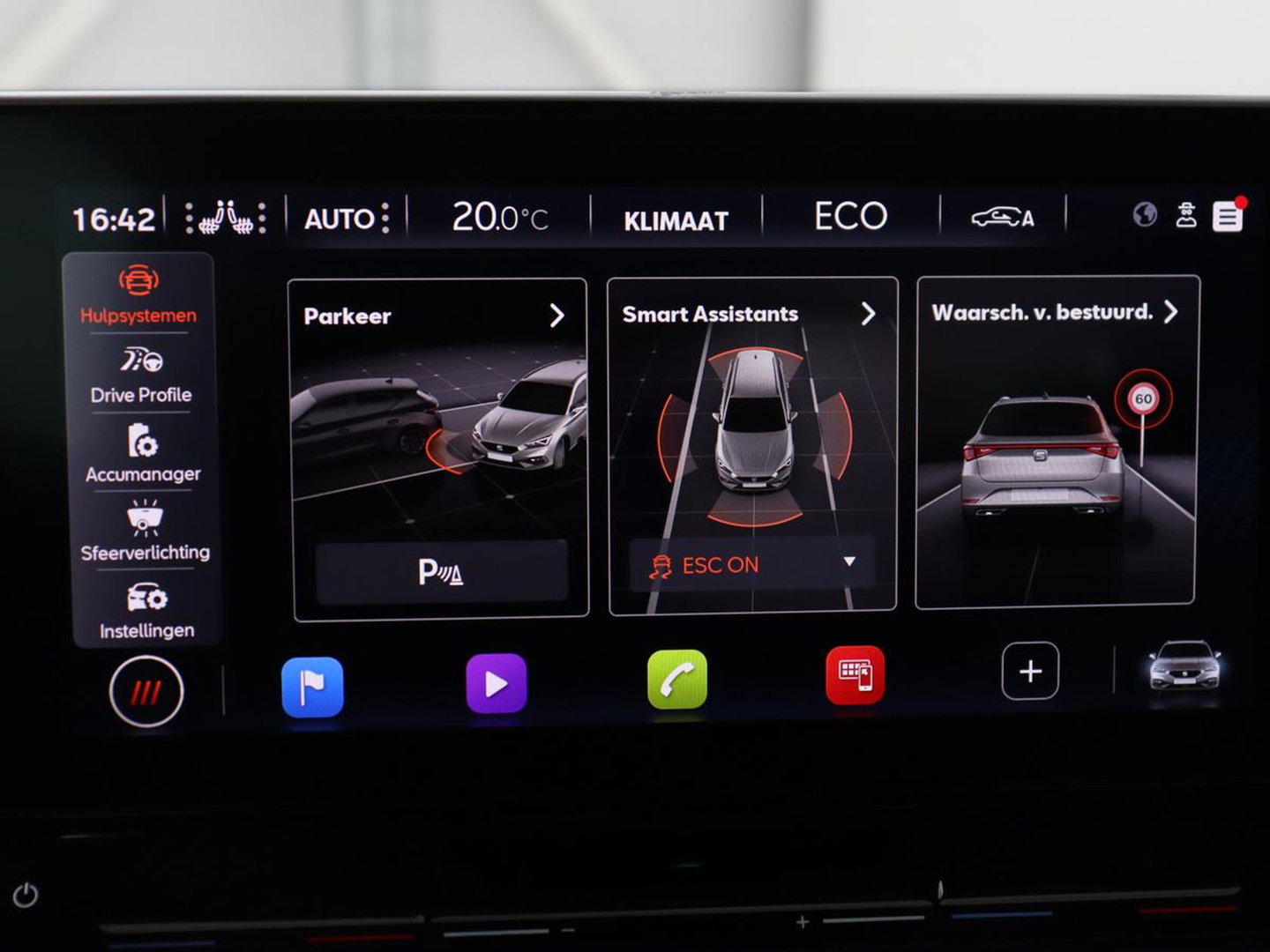 SEAT Leon 1.4 TSI eHybrid PHEV FR | SOH 97,5% | Stoelverwarming | Adaptive cruise | Sfeerverlichting | Navigatie | Parkeerhulp | Full LED | Stuurverwarming | Bluetooth | Plug In