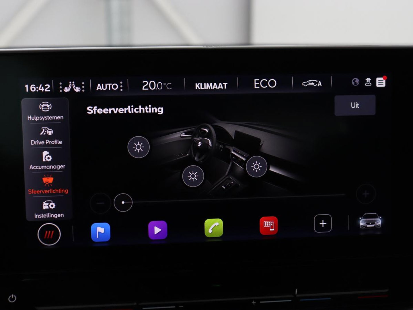 SEAT Leon 1.4 TSI eHybrid PHEV FR | SOH 97,5% | Stoelverwarming | Adaptive cruise | Sfeerverlichting | Navigatie | Parkeerhulp | Full LED | Stuurverwarming | Bluetooth | Plug In