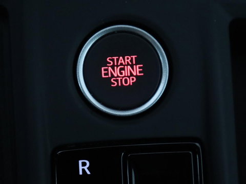 SEAT Leon 1.4 TSI eHybrid PHEV FR | SOH 97,5% | Stoelverwarming | Adaptive cruise | Sfeerverlichting | Navigatie | Parkeerhulp | Full LED | Stuurverwarming | Bluetooth | Plug In