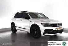 Volkswagen Tiguan - 1.5 TSI ACT DSG7 Highline R-Line|BlackStyle|Pano|Winter|Keyless|NL-auto|lmv19