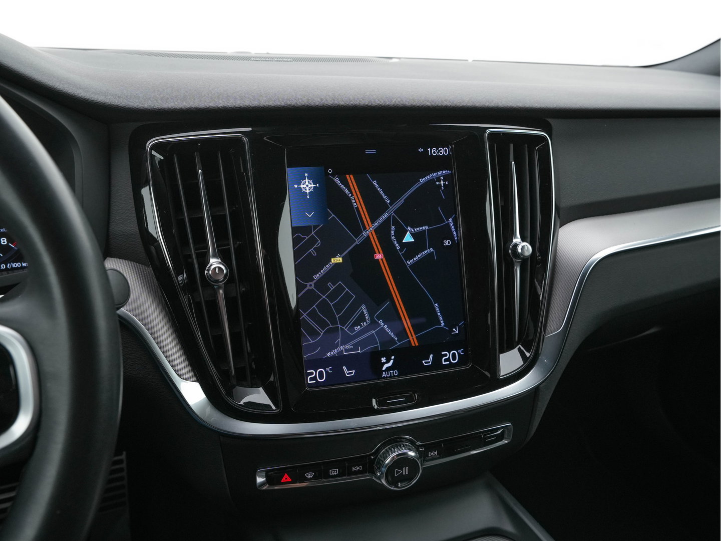 Volvo S60 2.0 B3 R-Design Black Edition (INCL-BTW) Aut. *FULL-LED | LEATHER | HEATED-R-SPORTSEATS | HARMAN/KARDON | MEMORY-PACK | CAMERA | NAVI-FULLMAP | ECC | PRIVACYGLASS | PDC | CRUISE | LANE-ASIST | DAB | DIGI-COCKPIT | TOWBAR