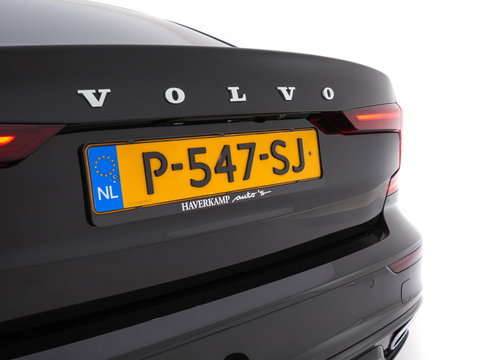 Volvo S60 2.0 B3 R-Design Black Edition (INCL-BTW) Aut. *FULL-LED | LEATHER | HEATED-R-SPORTSEATS | HARMAN/KARDON | MEMORY-PACK | CAMERA | NAVI-FULLMAP | ECC | PRIVACYGLASS | PDC | CRUISE | LANE-ASIST | DAB | DIGI-COCKPIT | TOWBAR