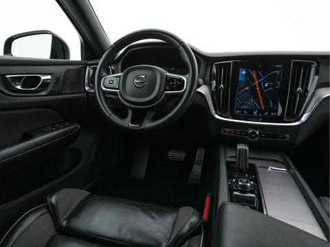 Volvo S60 2.0 B3 R-Design Black Edition (INCL-BTW) Aut. *FULL-LED | LEATHER | HEATED-R-SPORTSEATS | HARMAN/KARDON | MEMORY-PACK | CAMERA | NAVI-FULLMAP | ECC | PRIVACYGLASS | PDC | CRUISE | LANE-ASIST | DAB | DIGI-COCKPIT | TOWBAR