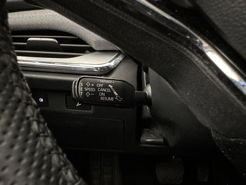 Škoda Enyaq iV 60 [ 3-Fase ] {SOH-87%} (INCL-BTW) *LEATHER-FABRIC | FULL-LED | ADAPTIVE-CRUISE | BLINDSPOT | DIGI-COCKPIT | CAMERA | KEYLESS | NAVI-FULLMAP | AMBIENT-LIGHT | ECC | HEATED-COMFORTSEATS | DAB+ | PDC | 20''ALU*