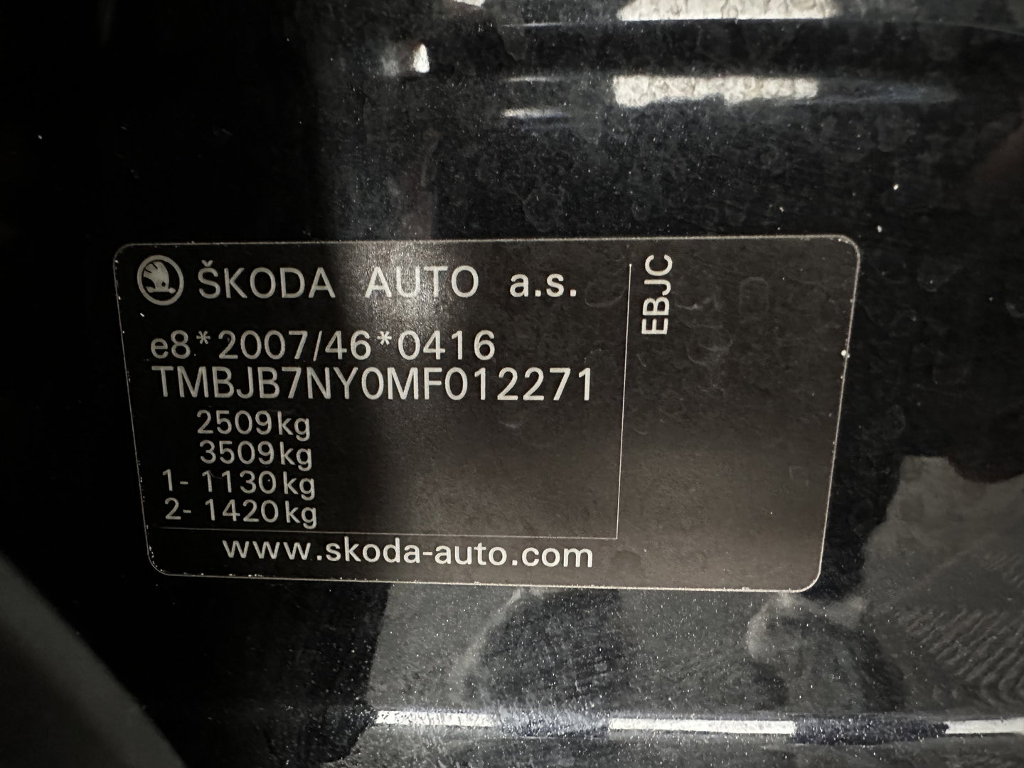 Škoda Enyaq iV 60 [ 3-Fase ] {SOH-87%} (INCL-BTW) *LEATHER-FABRIC | FULL-LED | ADAPTIVE-CRUISE | BLINDSPOT | DIGI-COCKPIT | CAMERA | KEYLESS | NAVI-FULLMAP | AMBIENT-LIGHT | ECC | HEATED-COMFORTSEATS | DAB+ | PDC | 20''ALU*