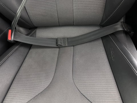 Škoda Enyaq iV 60 [ 3-Fase ] {SOH-87%} (INCL-BTW) *LEATHER-FABRIC | FULL-LED | ADAPTIVE-CRUISE | BLINDSPOT | DIGI-COCKPIT | CAMERA | KEYLESS | NAVI-FULLMAP | AMBIENT-LIGHT | ECC | HEATED-COMFORTSEATS | DAB+ | PDC | 20''ALU*