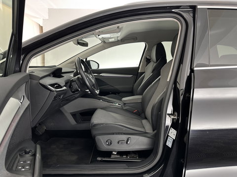 Škoda Enyaq iV 60 [ 3-Fase ] {SOH-87%} (INCL-BTW) *LEATHER-FABRIC | FULL-LED | ADAPTIVE-CRUISE | BLINDSPOT | DIGI-COCKPIT | CAMERA | KEYLESS | NAVI-FULLMAP | AMBIENT-LIGHT | ECC | HEATED-COMFORTSEATS | DAB+ | PDC | 20''ALU*