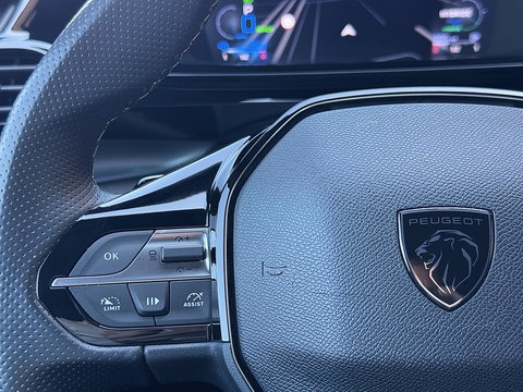 Peugeot 308 SW 1.6 Plug-in Hybrid 225 GT | Apple Carplay | Android Auto | 360° Camera | Adaptieve Cruise Control | Lane Assist | Stuurverwarming | Sfeerverlichting | DAB+ | Memory Stoel |