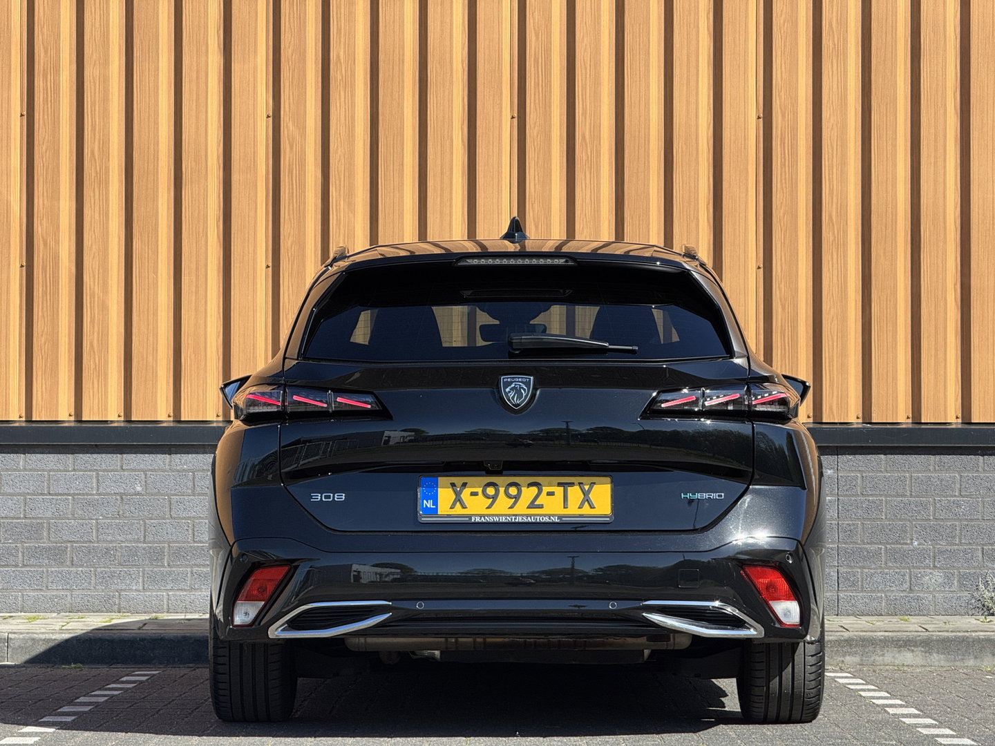 Peugeot 308 SW 1.6 Plug-in Hybrid 225 GT | Apple Carplay | Android Auto | 360° Camera | Adaptieve Cruise Control | Lane Assist | Stuurverwarming | Sfeerverlichting | DAB+ | Memory Stoel |