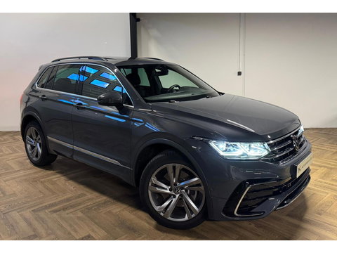 Volkswagen Tiguan 1.4 TSI eHybrid R-Line Business+ PANO KEYLESS CAM