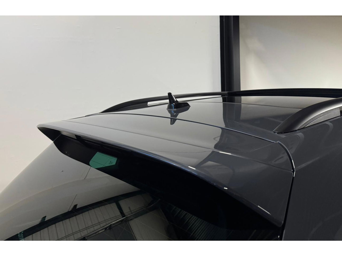 Volkswagen Tiguan 1.4 TSI eHybrid R-Line Business+ PANO KEYLESS CAM