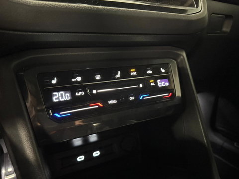 Volkswagen Tiguan 1.4 TSI eHybrid R-Line Business+ PANO KEYLESS CAM