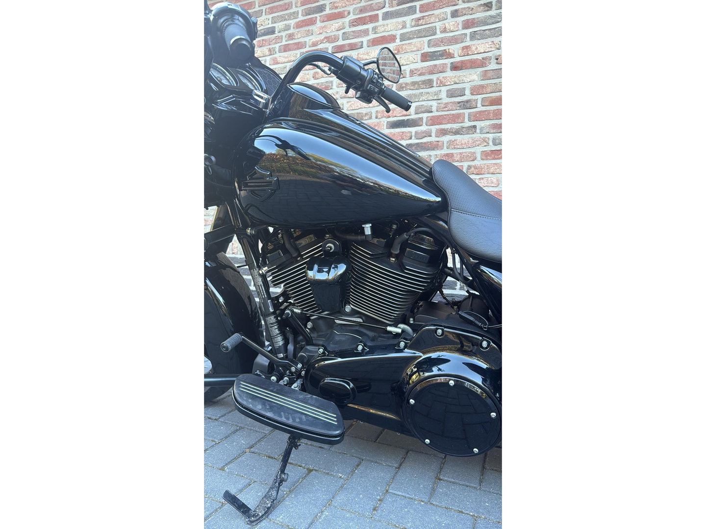 Harley Davidson 114 FLTRX Road Glide CVO Black Out 