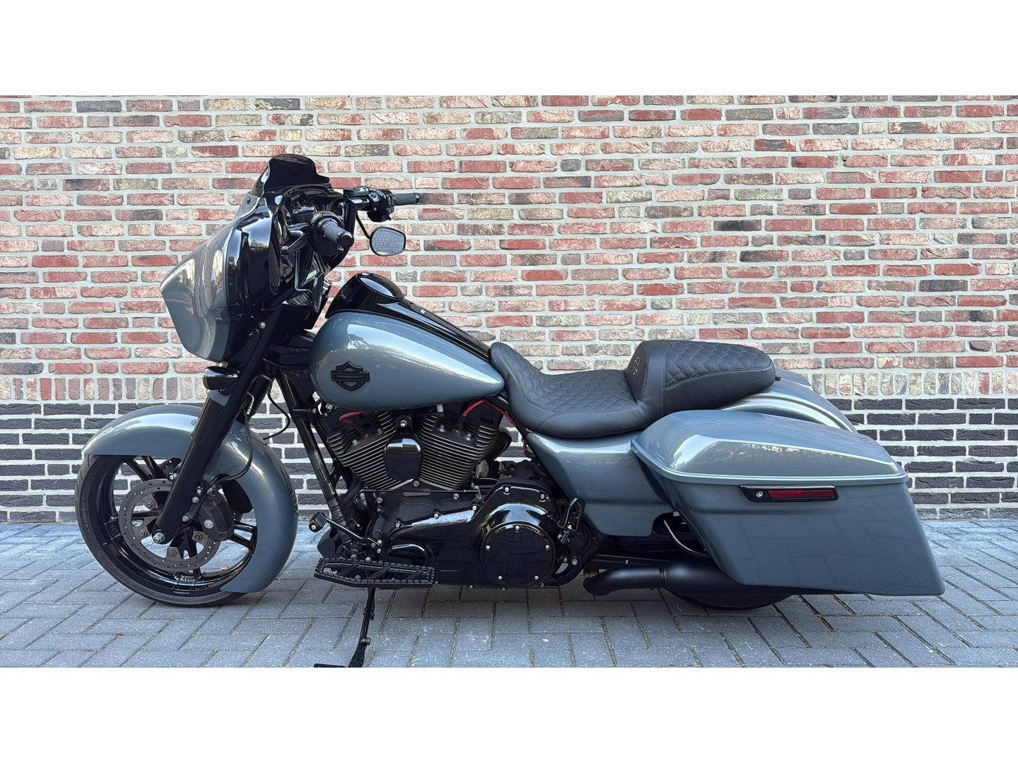 Harley Davidson 103 FLHXS Street Glide Special CVO Black-Out