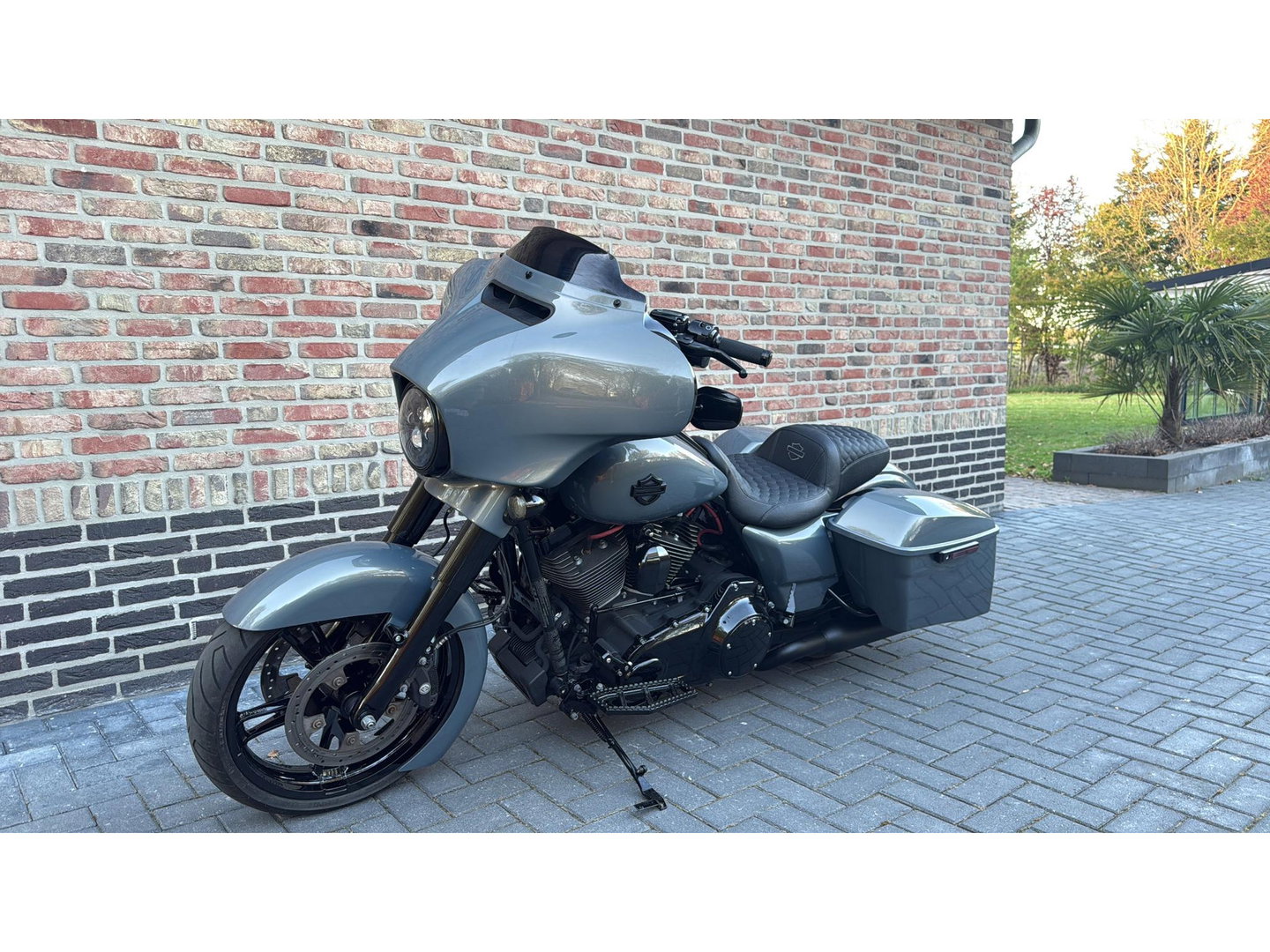 Harley Davidson 103 FLHXS Street Glide Special CVO Black-Out