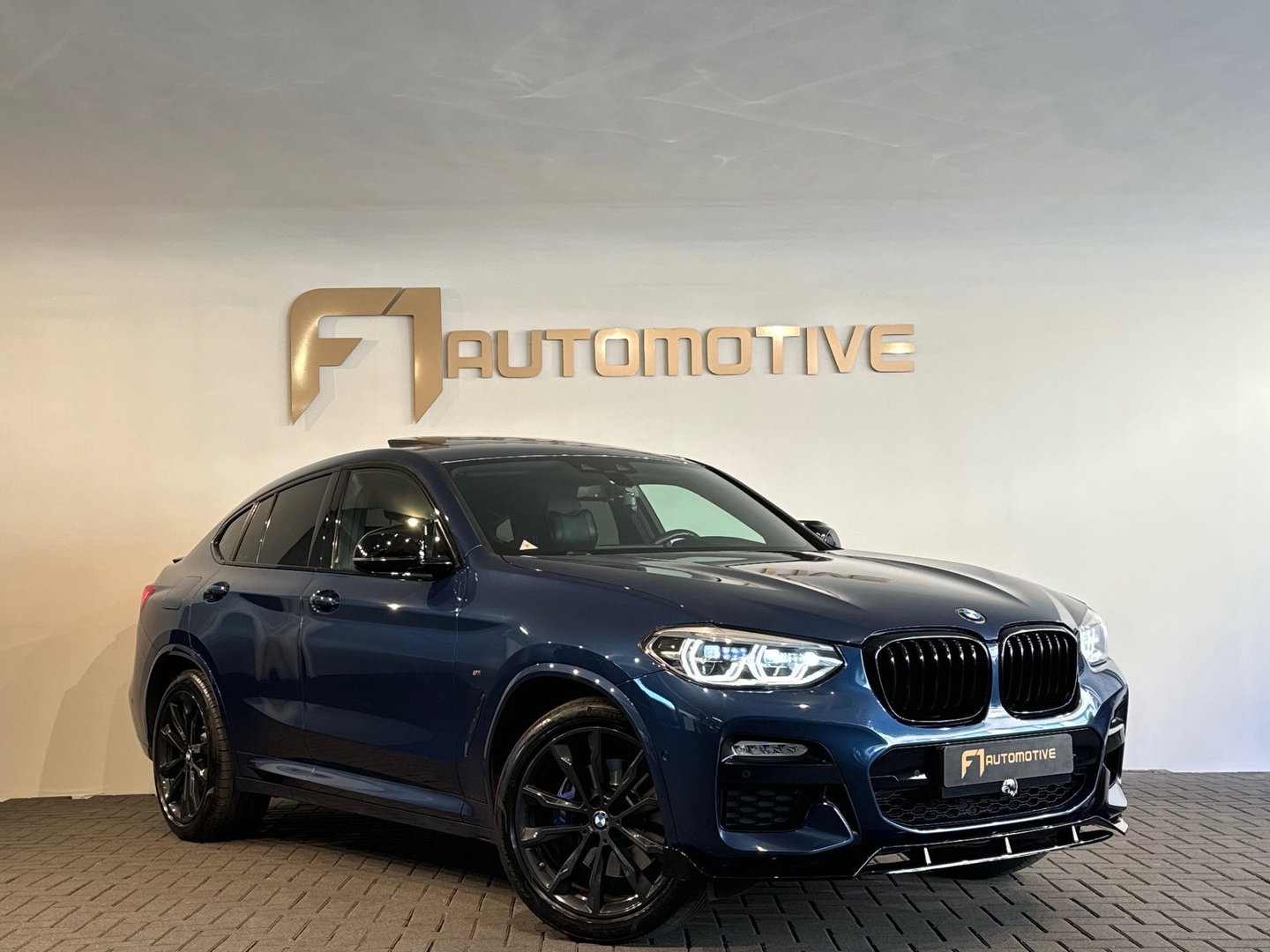 BMW X4 XDrive30i High Executive M Sport Pano|Memory|HuD|Sfeer