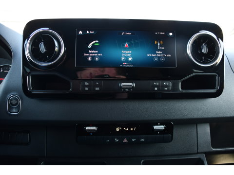 Mercedes-Benz Sprinter 319 V6 3.0 CDI L2H2 DC PB Edition Cruise, 360 Camera, Carplay, LED, 190pk, Virtual, Geveerde stoel, NAVI, Automaat, Uniek!