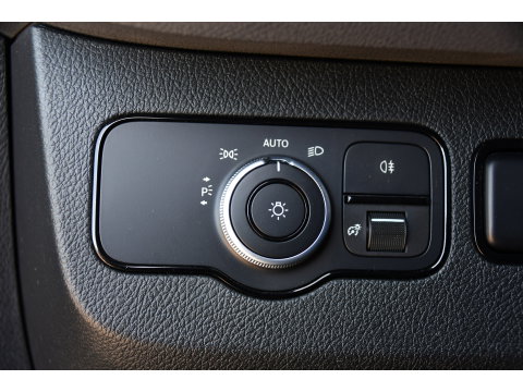 Mercedes-Benz Sprinter 319 V6 3.0 CDI L2H2 DC PB Edition Cruise, 360 Camera, Carplay, LED, 190pk, Virtual, Geveerde stoel, NAVI, Automaat, Uniek!