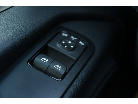 Mercedes-Benz Sprinter 319 V6 3.0 CDI L2H2 DC PB Edition Cruise, 360 Camera, Carplay, LED, 190pk, Virtual, Geveerde stoel, NAVI, Automaat, Uniek!
